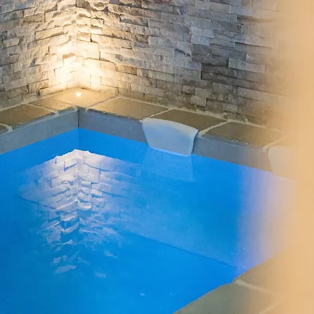 Bed and breakfast Guerrieri & 4*