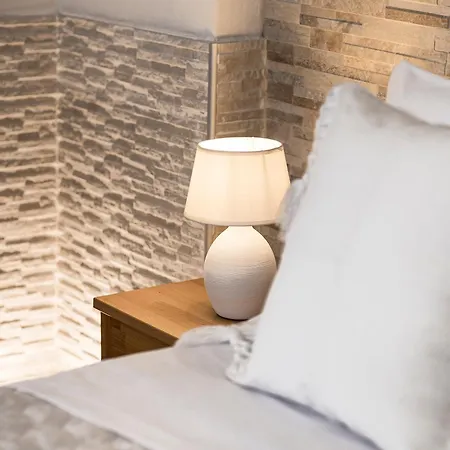 Guerrieri & Bed and breakfast 4*